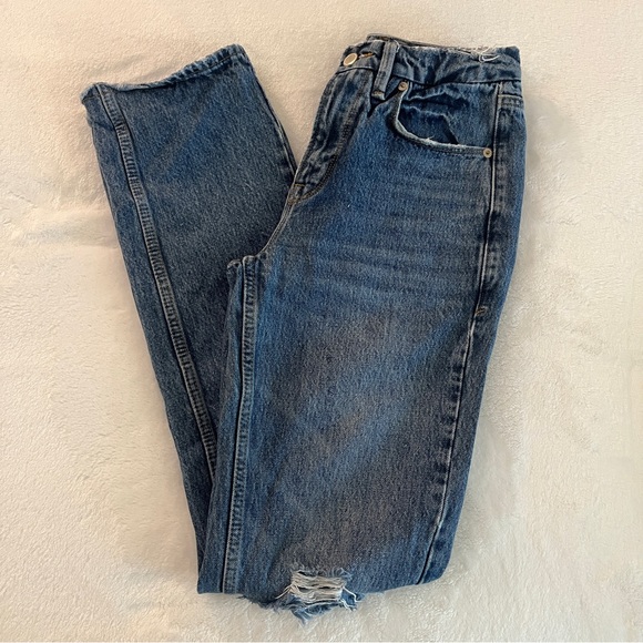 Good American Good '90s Ripped Slim Fit Straight Leg Jeans - Picture 1 of 3